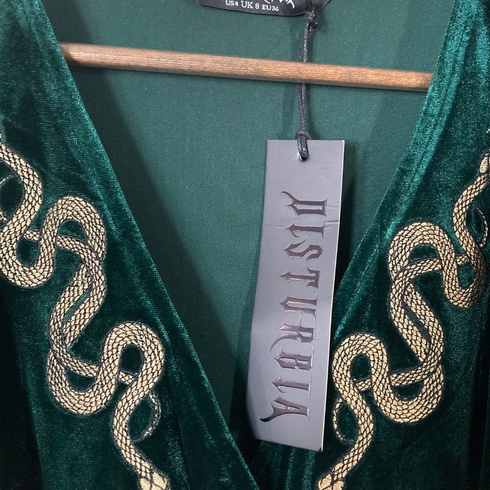 DISTURBIA  Zarina Velour Applique Midi Wrap Dress Emerald Green NWT - Picture 10 of 12